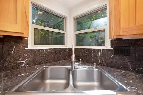 Kitchen - 2889 Willow St, Pollock Pines, CA 95726 photo 3 of 4