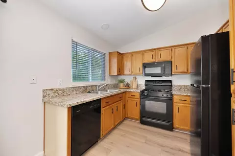 4033 Donald Dr, Olivehurst, CA 95961 photo 14