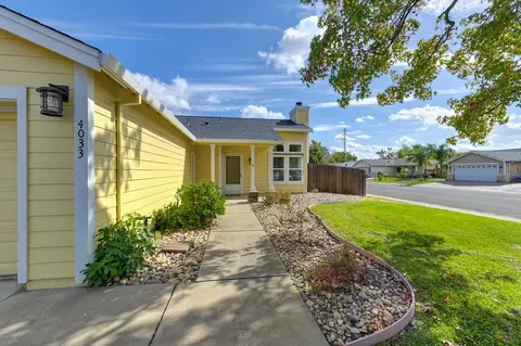 4033 Donald Dr, Olivehurst, CA 95961 photo 2