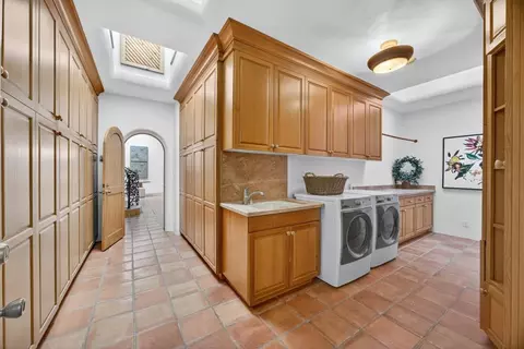 Other - 6340 Rio Bonito Dr, Carmichael, CA 95608 photo 4 of 8