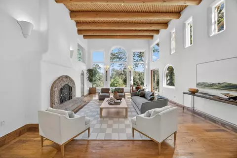 Living - 6340 Rio Bonito Dr, Carmichael, CA 95608 photo 1 of 8