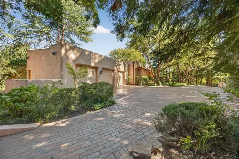 Exterior - 6340 Rio Bonito Dr, Carmichael, CA 95608 photo 6 of 24