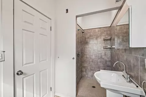 Bath - 14310 State Highway 160, Ryde, CA 95680 photo 2 of 5