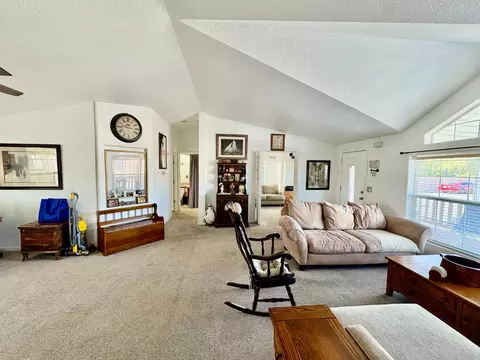 Living - 4812 Mahi Mahi Dr, Modesto, CA 95357 photo 3 of 8