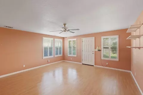 2107 Yosemite Dr, Lodi, CA 95242 photo 17