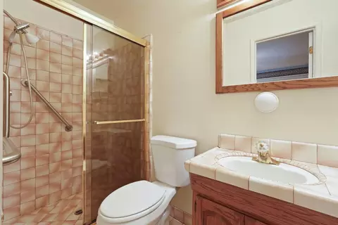 2107 Yosemite Dr, Lodi, CA 95242 photo 29