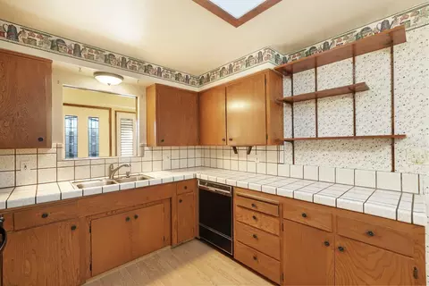 2107 Yosemite Dr, Lodi, CA 95242 photo 14