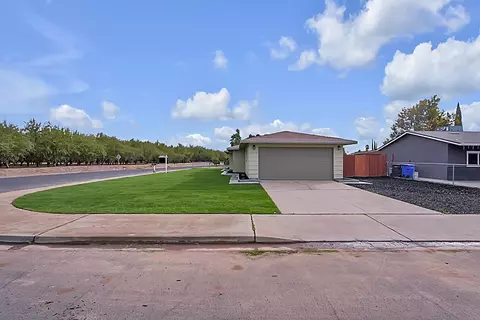 4800 Summit Way, Modesto, CA 95357 photo 4