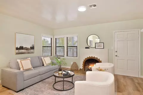 2559 Norwood Ave, Sacramento, CA 95815