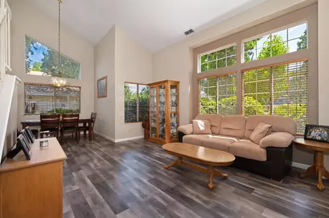 6470 Arcadia Ave, Loomis, CA 95650 photo 2