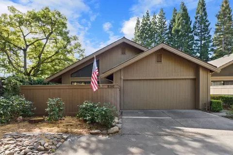 1833 Discovery Village Ln, Gold River, CA 95670