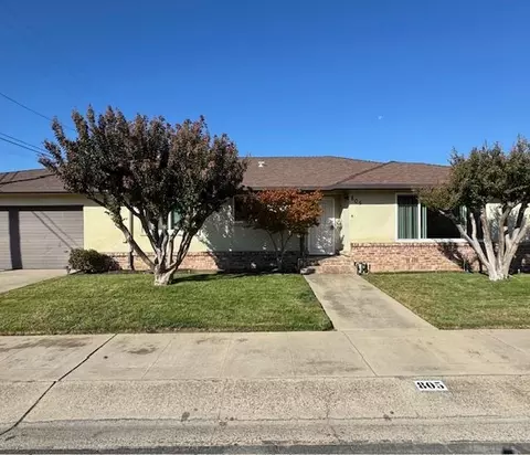 805 S Crescent Ave, Lodi, CA 95240