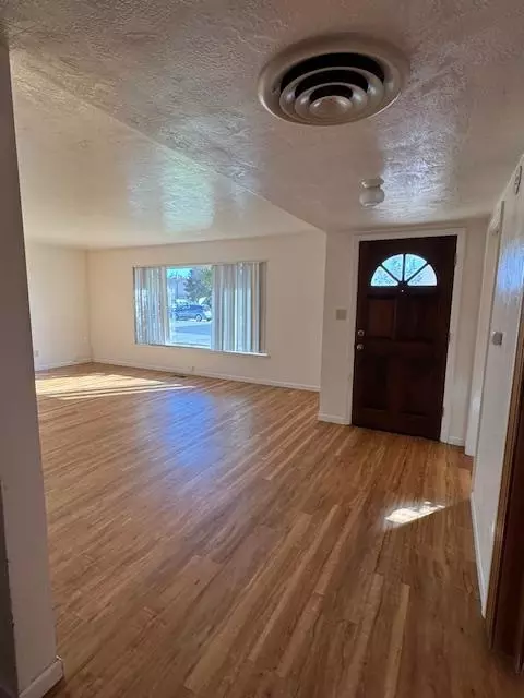 805 S Crescent Ave, Lodi, CA 95240 photo 22