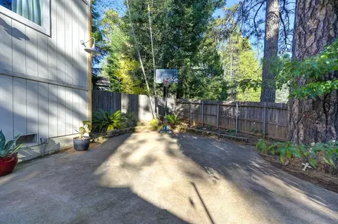 Exterior - 210 Elysian Pl, Grass Valley, CA 95945 photo 9 of 16