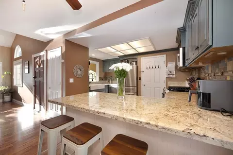 Kitchen - 210 Elysian Pl, Grass Valley, CA 95945 photo 2 of 6