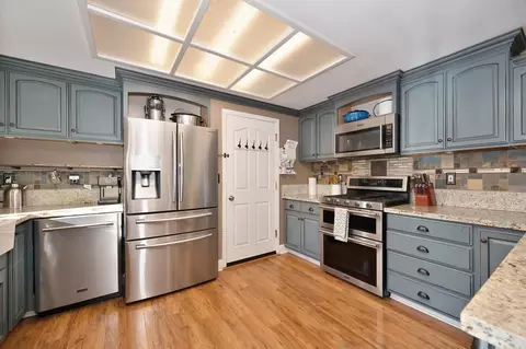Kitchen - 210 Elysian Pl, Grass Valley, CA 95945 photo 3 of 6