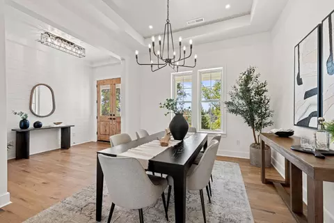Dining - 14874 Surrey Junction Ln, Sutter Creek, CA 95685 photo 5 of 6
