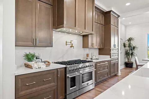 Kitchen - 14874 Surrey Junction Ln, Sutter Creek, CA 95685 photo 11 of 15