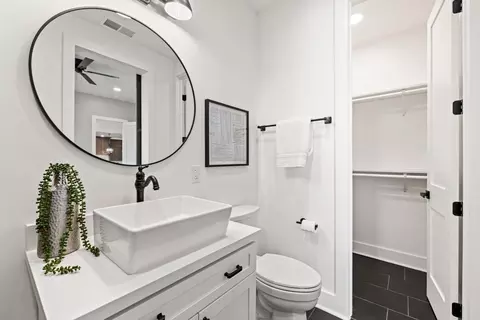 Bath - 14874 Surrey Junction Ln, Sutter Creek, CA 95685 photo 18 of 18