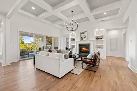 Living - 14874 Surrey Junction Ln, Sutter Creek, CA 95685 photo 2 of 5