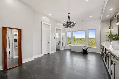 Bath - 14874 Surrey Junction Ln, Sutter Creek, CA 95685 photo 2 of 18