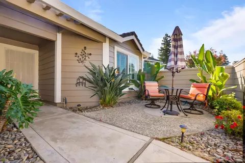 Exterior - 2344 St Lawrence Ln, Modesto, CA 95356 photo 3 of 8