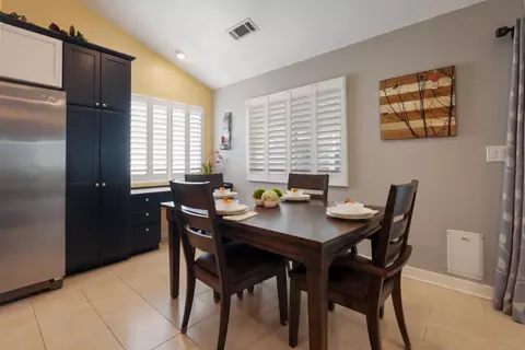Dining - 2344 St Lawrence Ln, Modesto, CA 95356 photo 1 of 2