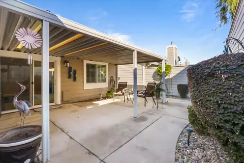 Exterior - 2344 St Lawrence Ln, Modesto, CA 95356 photo 6 of 8