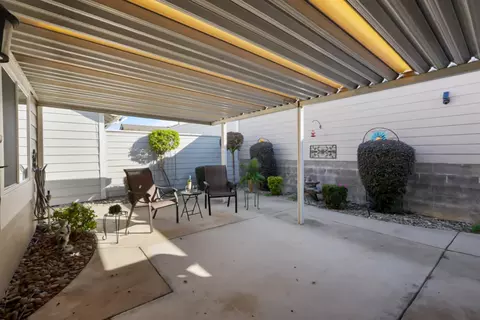 Exterior - 2344 St Lawrence Ln, Modesto, CA 95356 photo 5 of 8