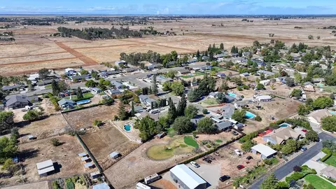 View/Area - 2030 Meadow Mist Ct, Elverta, CA 95626 photo 4 of 5