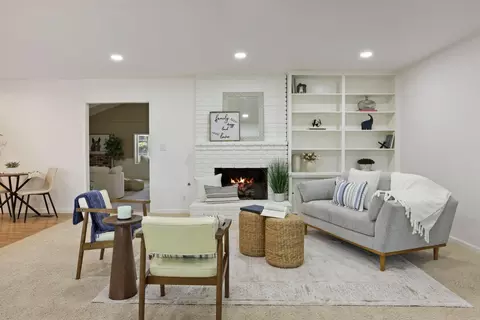 Living - 244 California St, Ripon, CA 95366 photo 4 of 8