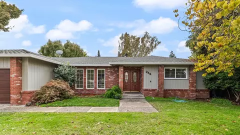 Exterior - 244 California St, Ripon, CA 95366 photo 2 of 9