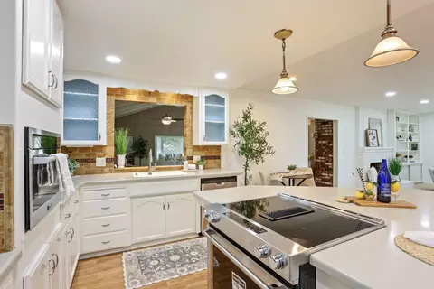 Kitchen - 244 California St, Ripon, CA 95366 photo 4 of 6