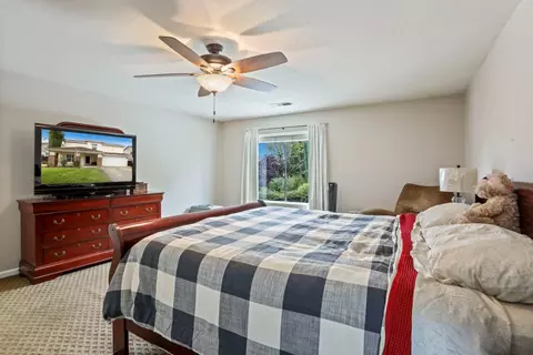 Bedroom - 443 Glenbriar Cir, Tracy, CA 95377 photo 4 of 5