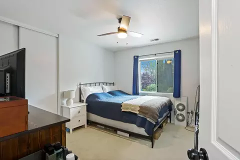 Bedroom - 443 Glenbriar Cir, Tracy, CA 95377 photo 2 of 5