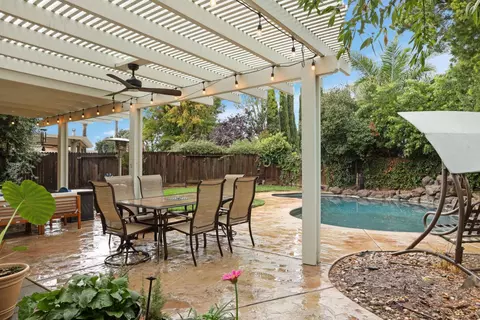 Exterior - 443 Glenbriar Cir, Tracy, CA 95377 photo 8 of 18
