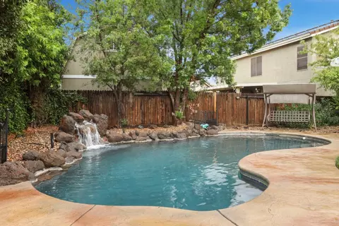 Exterior - 443 Glenbriar Cir, Tracy, CA 95377 photo 13 of 18