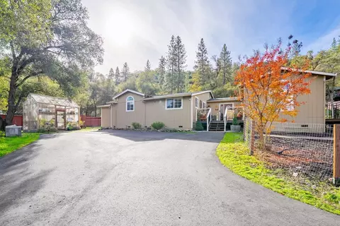 Exterior - 1812 Mary Ct, Placerville, CA 95667 photo 10 of 32