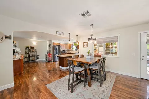 Dining - 1812 Mary Ct, Placerville, CA 95667 photo 2 of 2