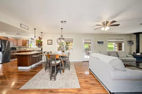 Dining - 1812 Mary Ct, Placerville, CA 95667 photo 1 of 2