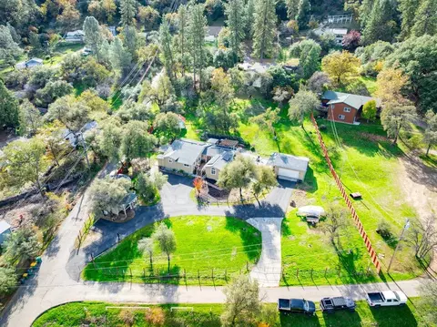 View/Area - 1812 Mary Ct, Placerville, CA 95667 photo 2 of 14