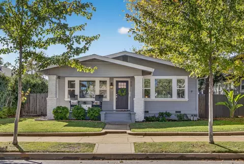 329 Pleasant St, Roseville, CA 95678