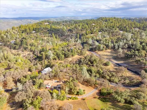 View/Area - 2540 Muir Ct, Cool, CA 95614 photo 9 of 21