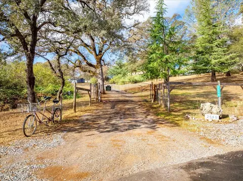 Exterior - 2540 Muir Ct, Cool, CA 95614 photo 34 of 36
