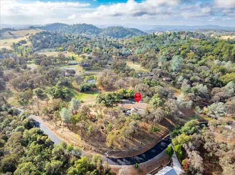 View/Area - 2540 Muir Ct, Cool, CA 95614 photo 4 of 21