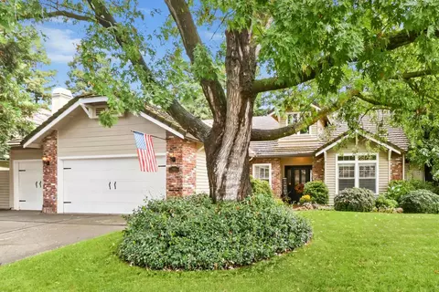 9467 Monte Cresta Way, Elk Grove, CA 95624