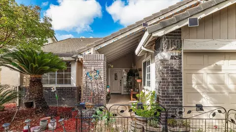 417 Mid Pines Way, Modesto, CA 95354 photo 3