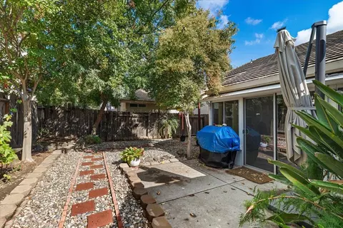 417 Mid Pines Way, Modesto, CA 95354 photo 39