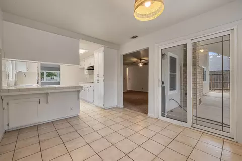 1940 N Berkeley Ave, Turlock, CA 95382 photo 14