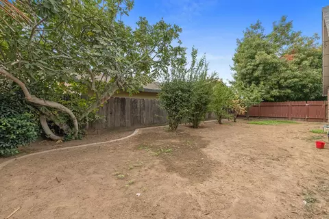 1940 N Berkeley Ave, Turlock, CA 95382 photo 40